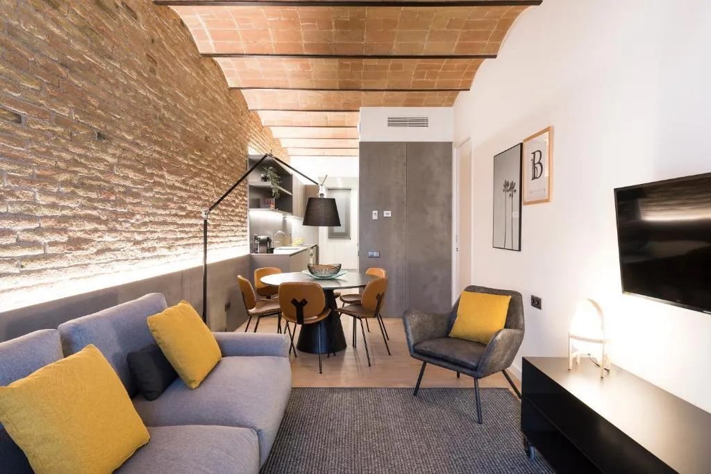 APARTMENT THREE BEDROOMS Room, Aspasios Sagrada Familia Apartments, Barcelona