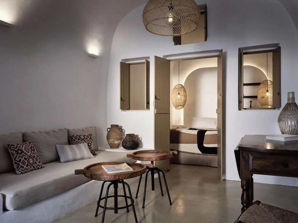 SUITE SUPERIOR POOL VIEW Room, Esperas Houses Apartments, Santorini
