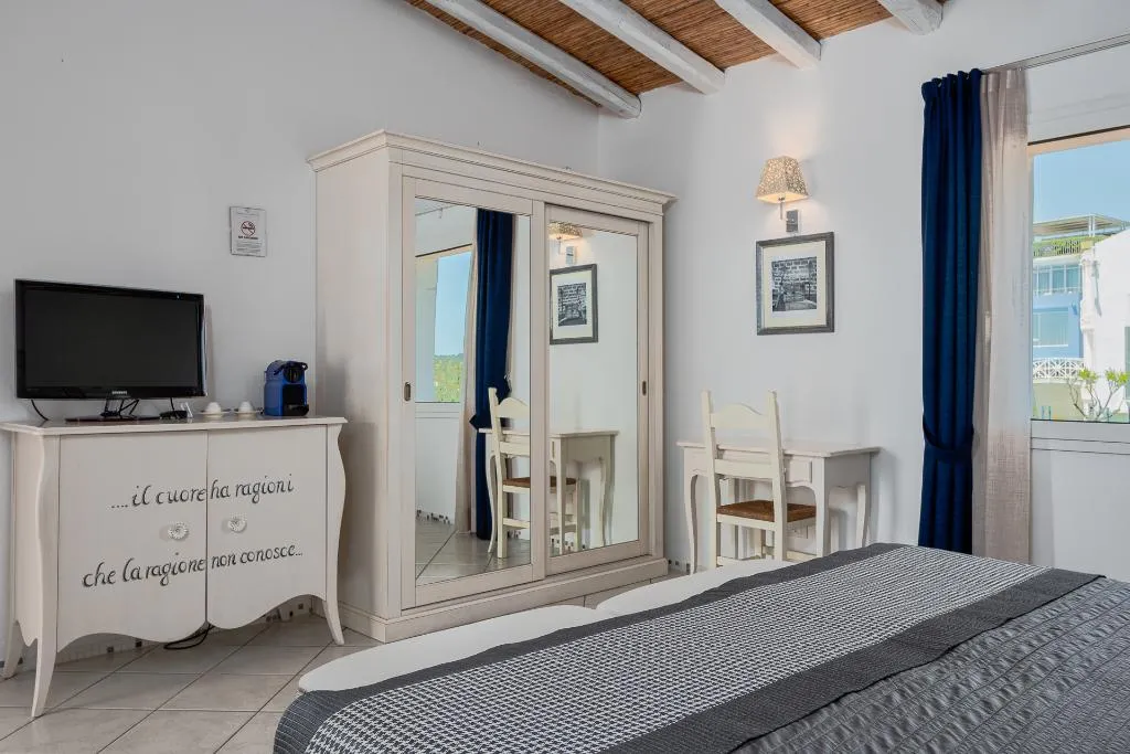 SUITE STANDARD Room, The Pelican Beach Resort & Spa - Adults Only, Olbia