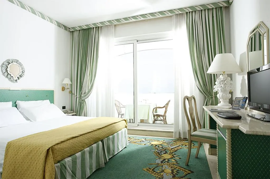 DOUBLE STANDARD Room, Aris Garden, Rome