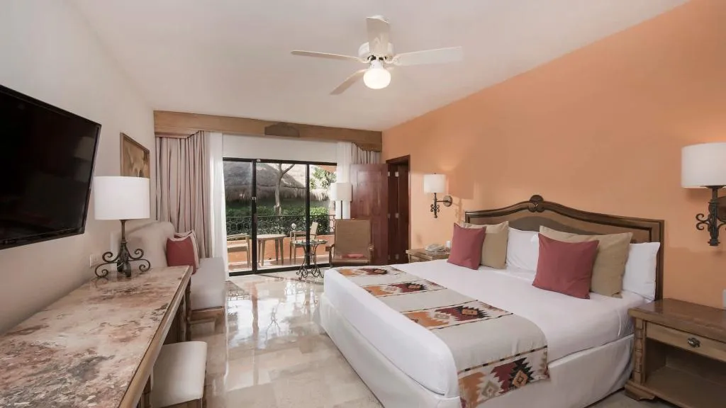 FAMILY ROOM STANDARD Room, Iberostar Waves Paraiso Beach All Inclusive, Cancun Area