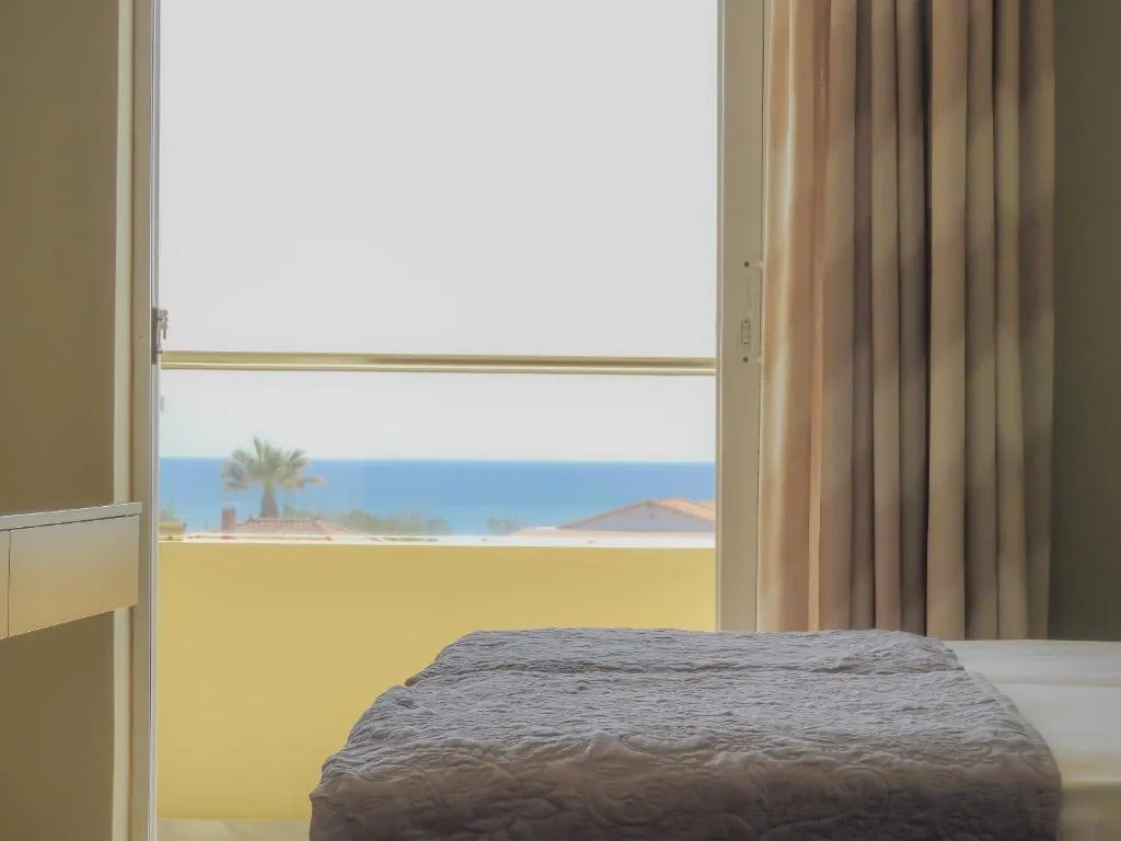 QUADRUPLE CLASSIC Room, Kalamaki Beach Zakynthos, Zante