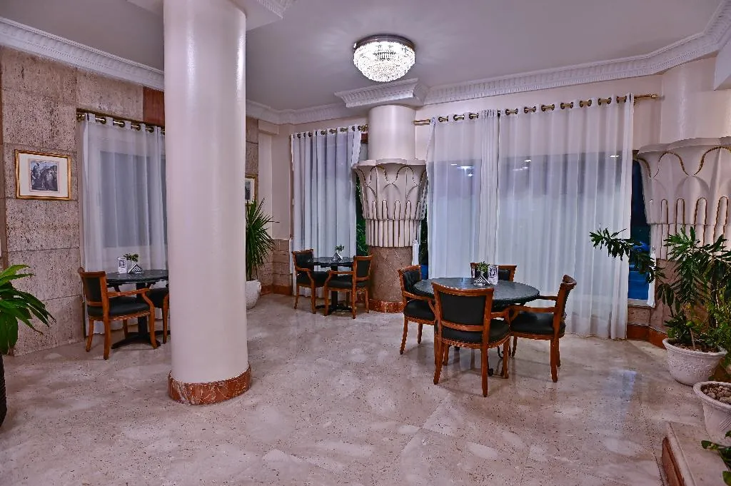 Lobby, Swiss Inn Nile, Cairo