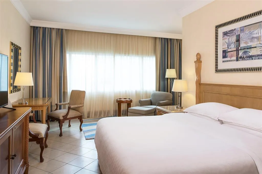 General view, Sheraton Jumeirah Beach Resort, Dubai