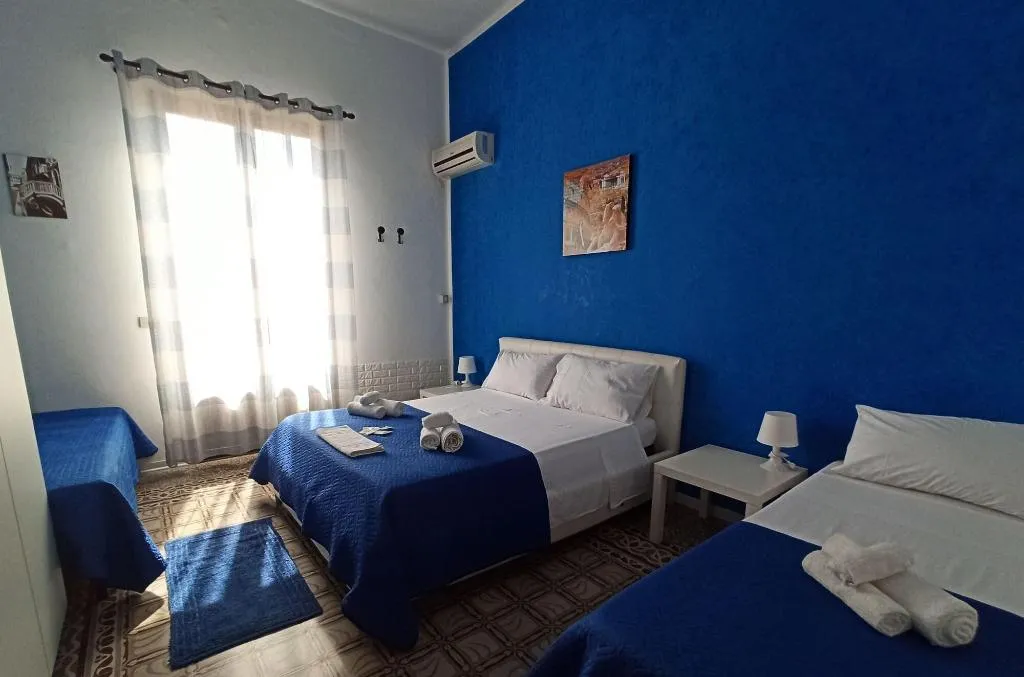Room, B&B Royal palermo, Palermo