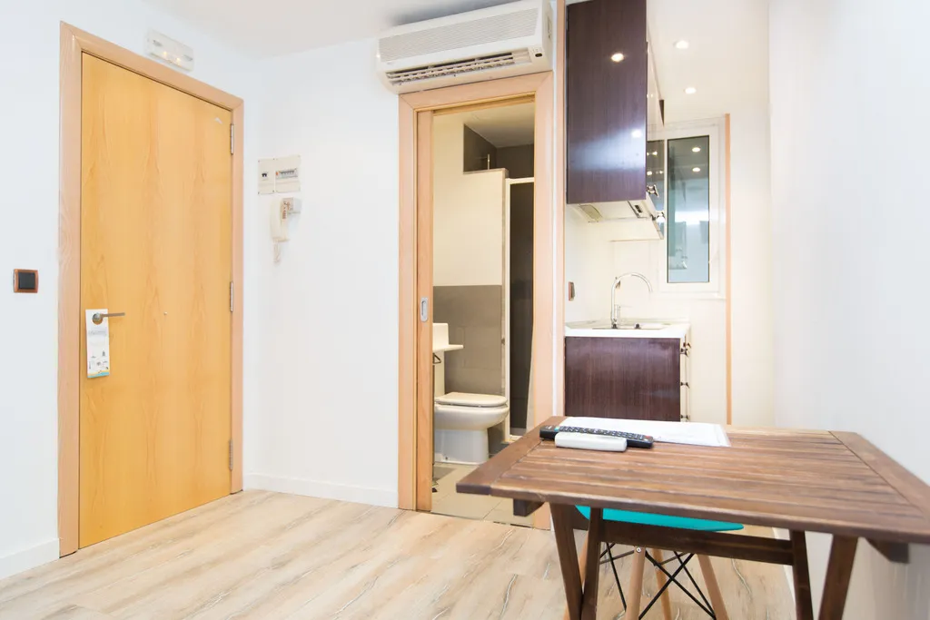 STUDIO CAPACITY 2 Room, AinB Las Ramblas-Colón Apartments, Barcelona