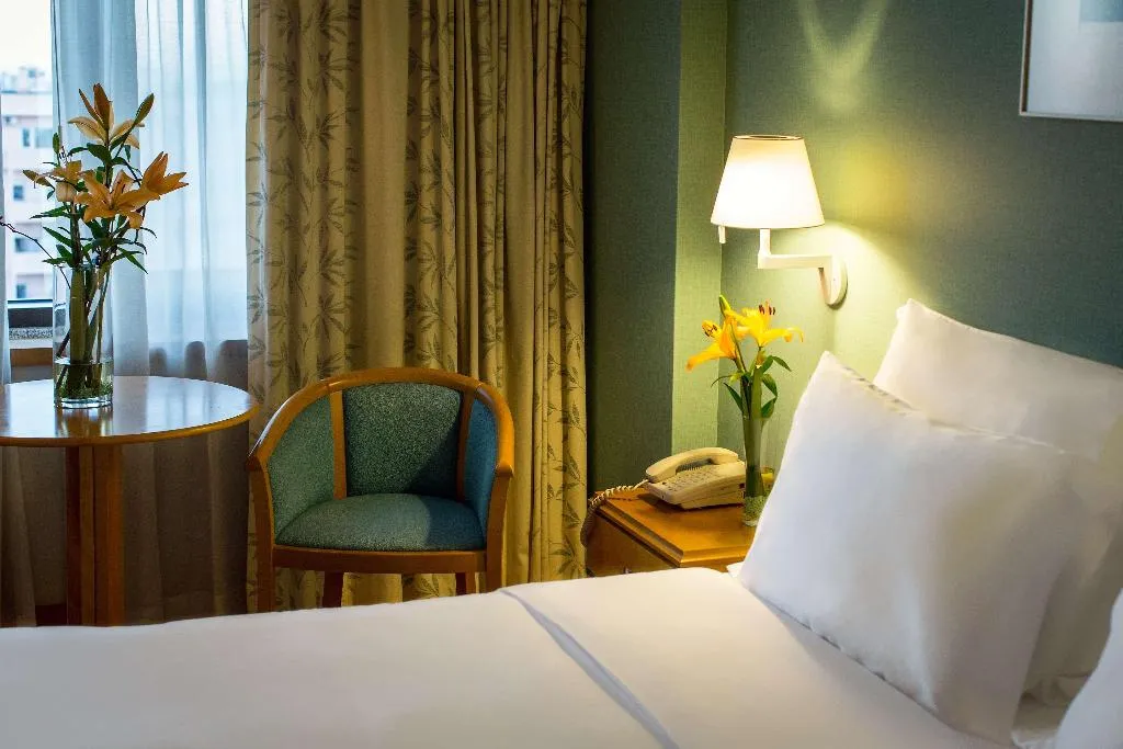 Room, SANA Metropolitan, Lisbon