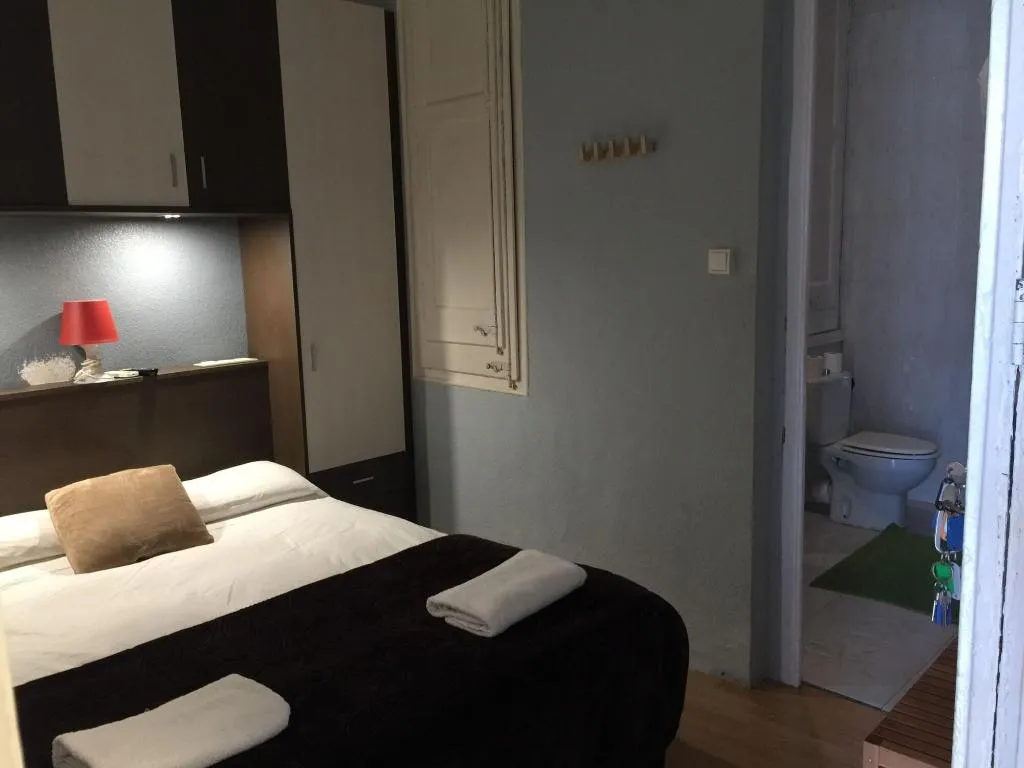 Room, Break BCN - Hostal & Coffeebar, Barcelona
