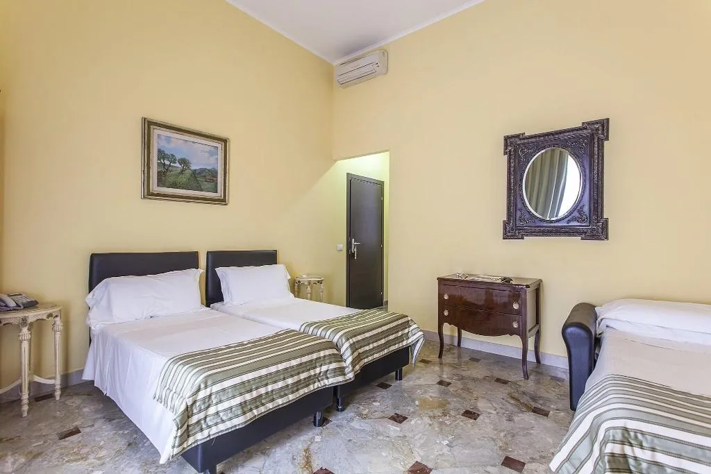 Room, Hotel Regina Giovanna, Rome