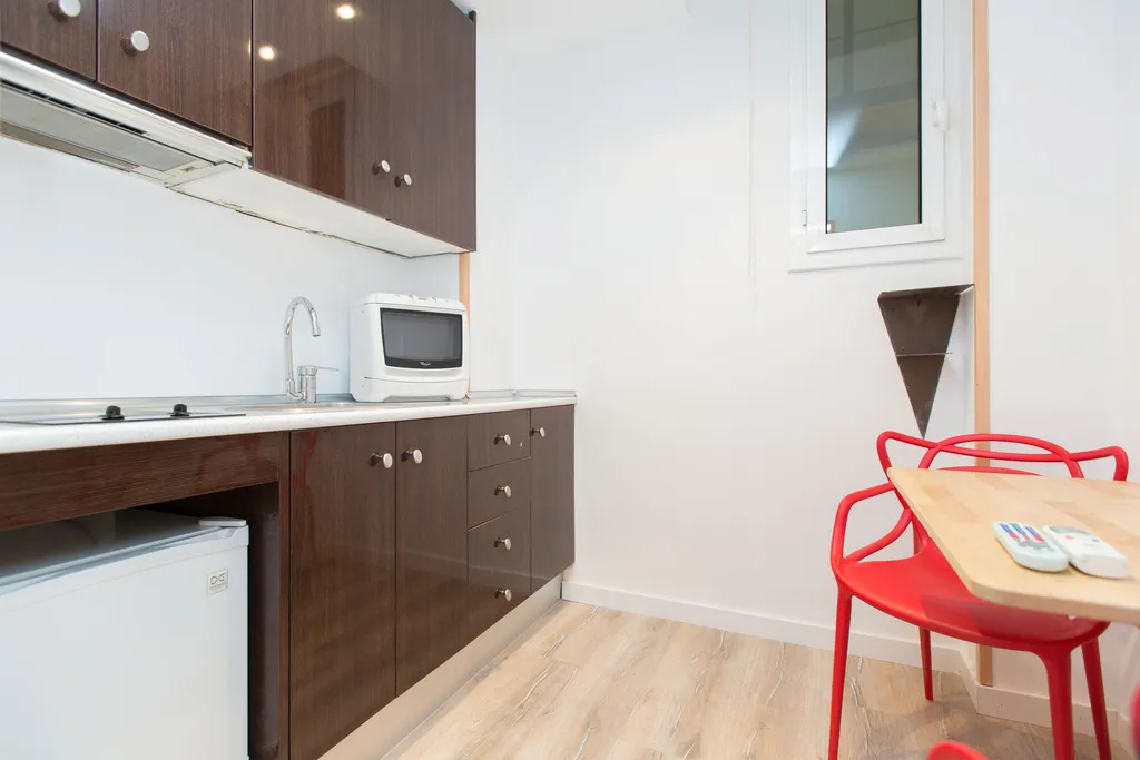 STUDIO CAPACITY 1 Room, AinB Las Ramblas-Colón Apartments, Barcelona