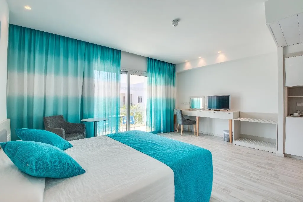 FAMILY ROOM STANDARD Room, Anesis Hotel, Cyprus