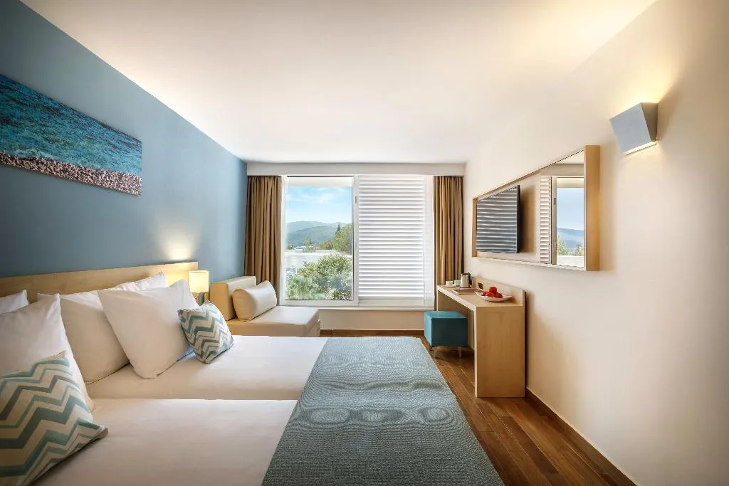 TRIPLE SUPERIOR Room, Valamar Bellevue Resort, Istria