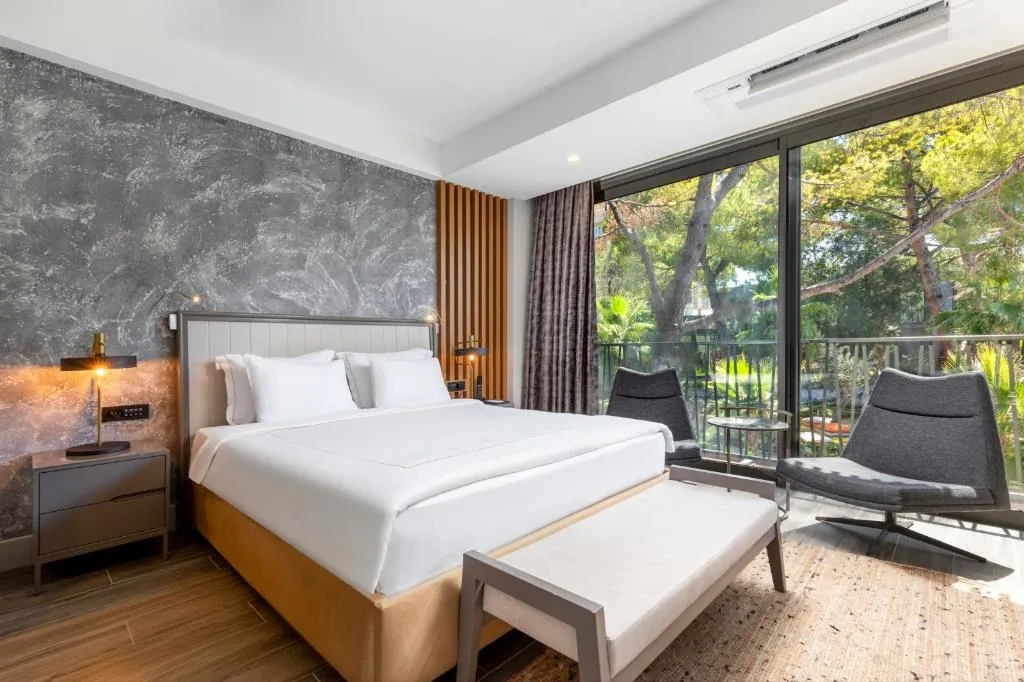 TRIPLE basement Room, Unique Life Style Hotel, Izmir