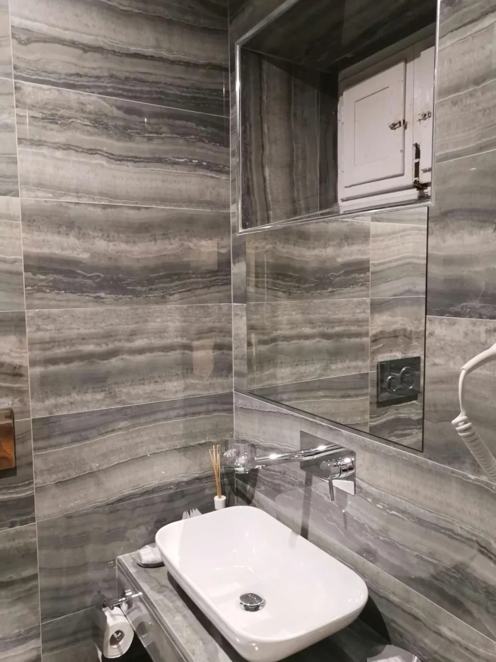 Room, Hotel St. James, Florence