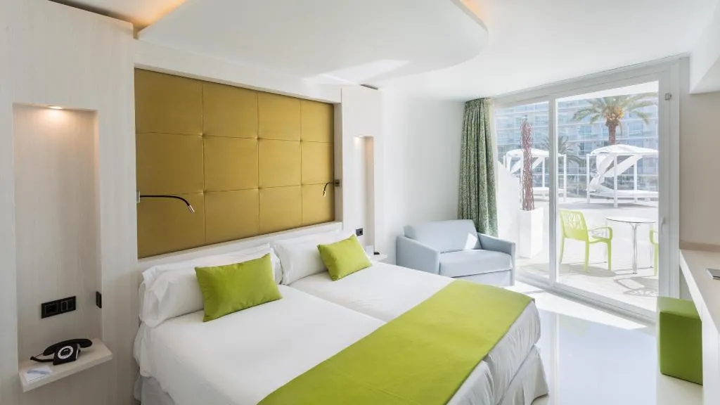 Double or Twin STANDARD Room, Sirenis Hotel Tres Carabelas & SPA, Ibiza