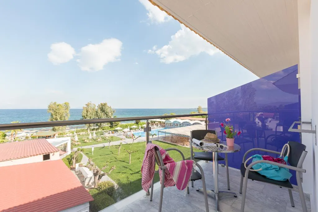 DOUBLE SINGLE USE SEA VIEW Room, Golden Coast, Athens
