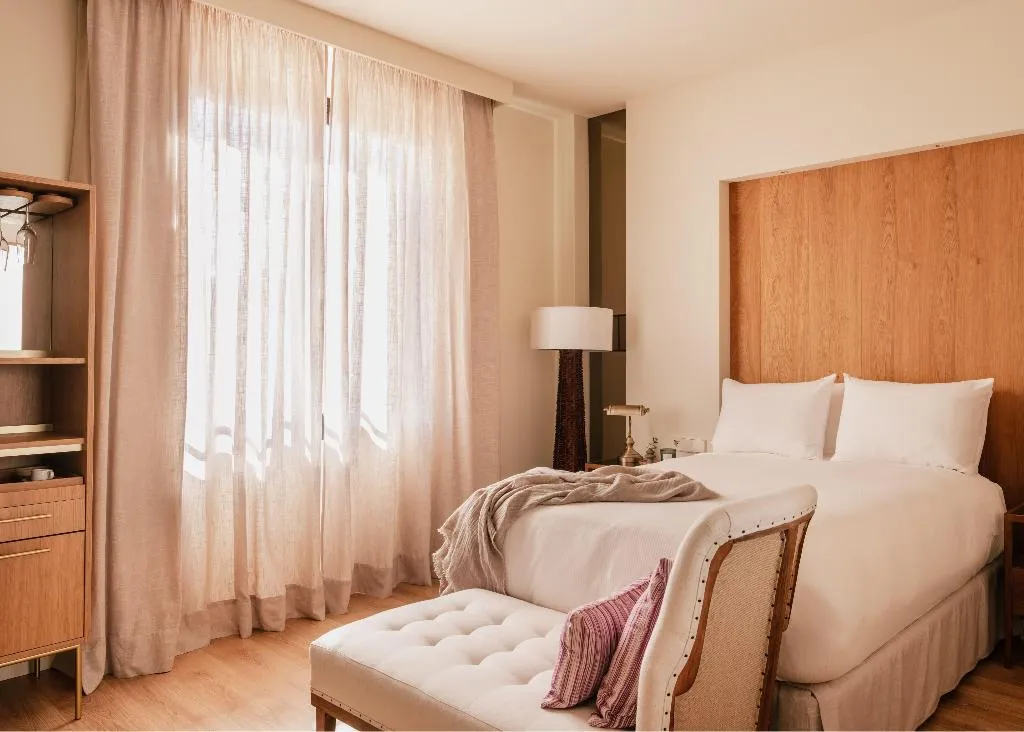 SINGLE DELUXE Room, Hotel Victoria Gran Meliá, Majorca