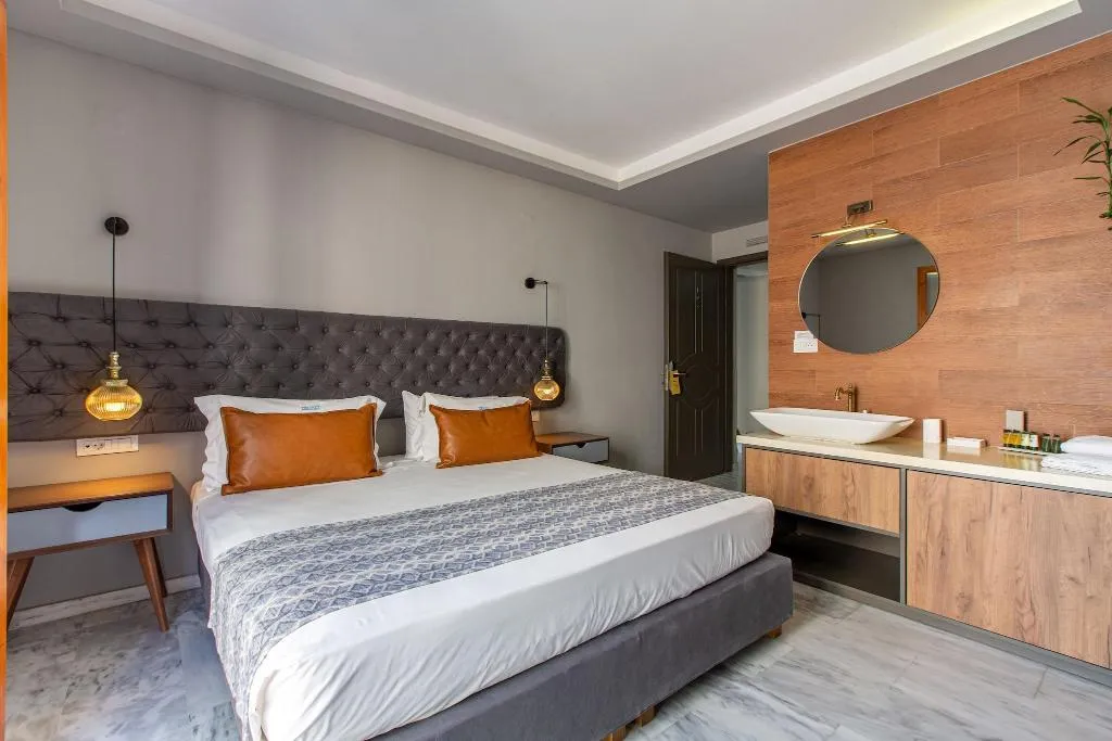 Room, Minaret Suites & Apartments, Crete