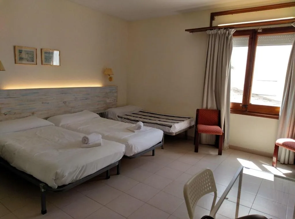 Room, Corisco, Costa Brava