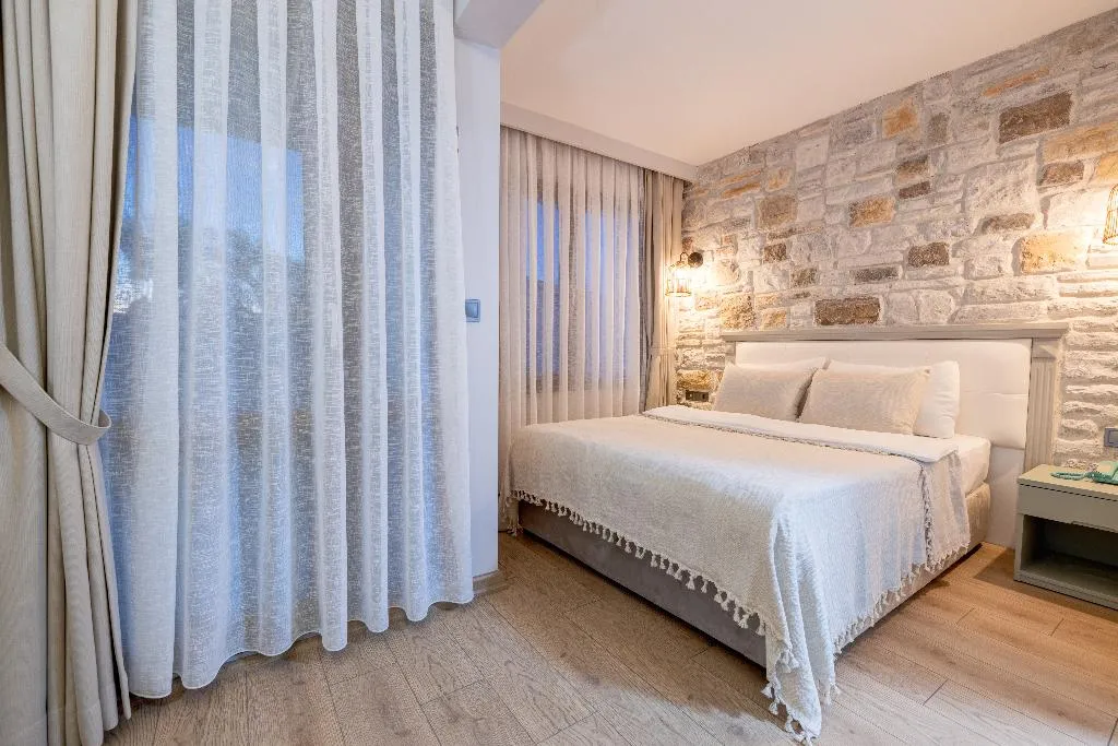 Double or Twin STANDARD Room, Hanedan Hotel, Izmir