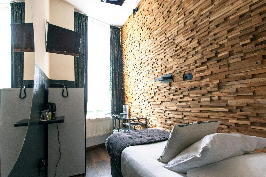 SINGLE STANDARD Room, Quentin Amsterdam Hotel, Amsterdam