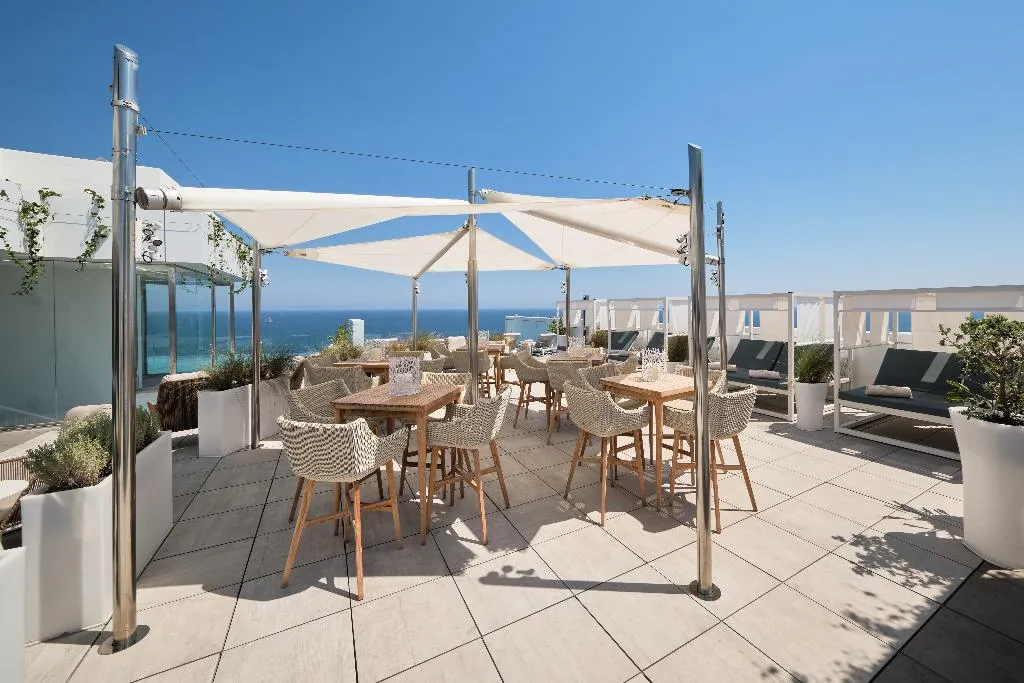 Terrace, Hotel Marina Badalona, Barcelona
