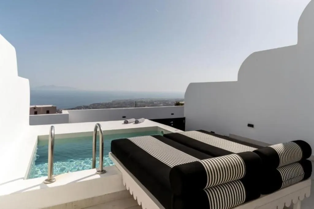 SUITE WITH VIEWS Room, Cresanto Luxury Suites Santorini, Santorini