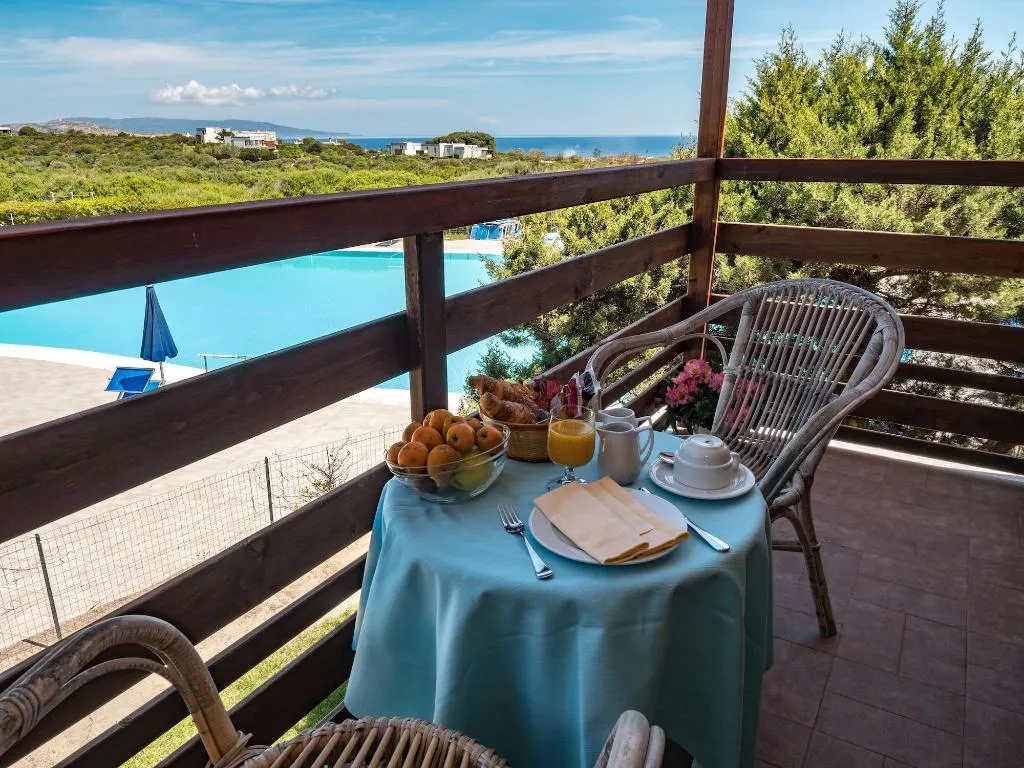 Room, Cala Reale, Cagliari