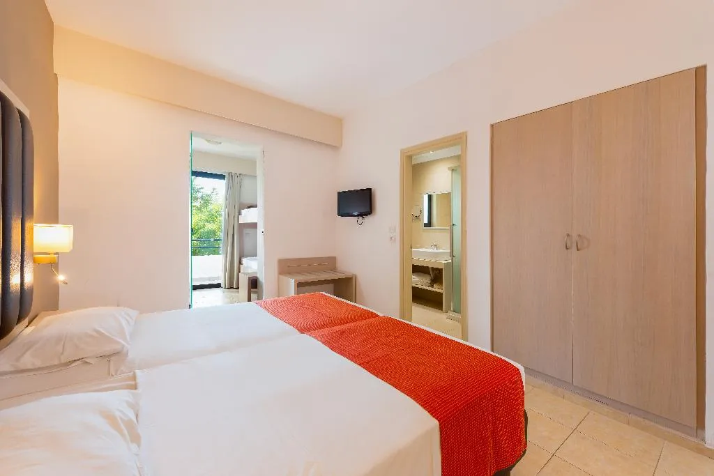 FAMILY ROOM LAND VIEW Room, Rodos Star, Rhodes