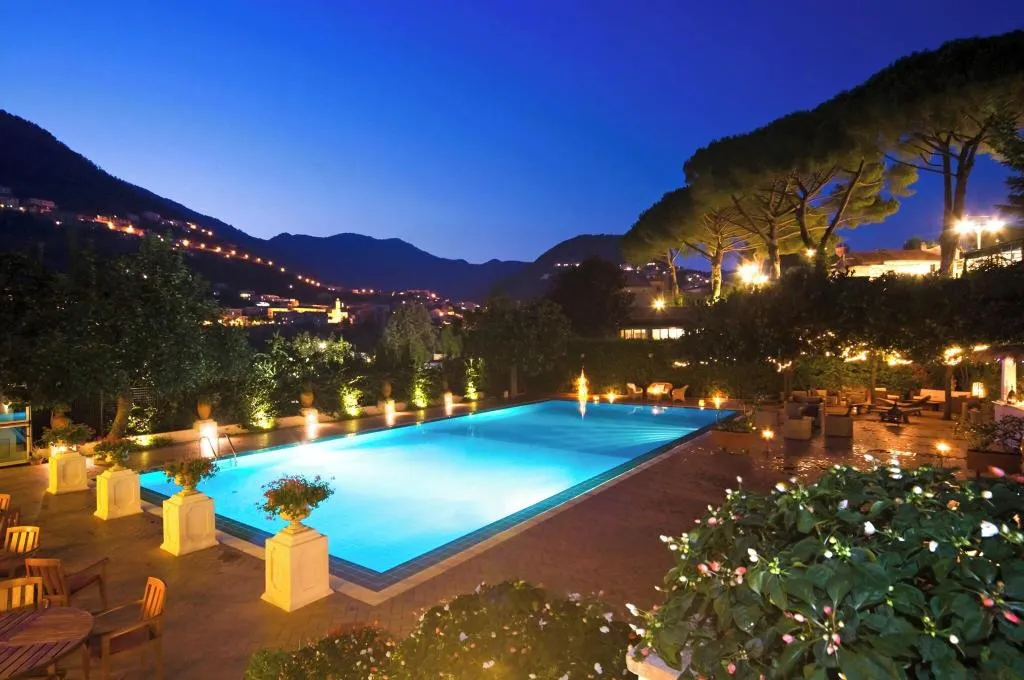 Pool, Giordano, Naples