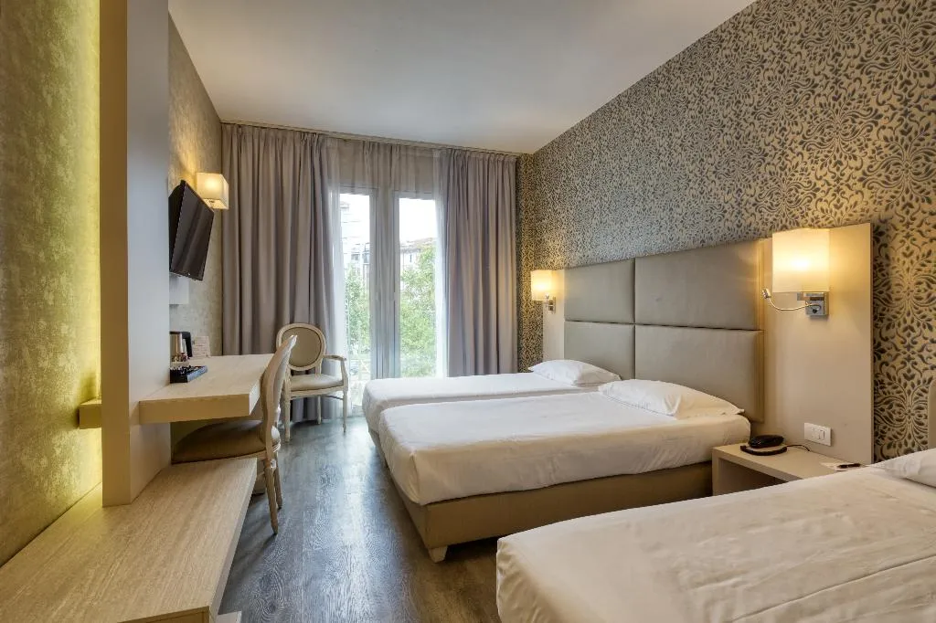 TRIPLE SUPERIOR Room, Hotel Nasco, Milan