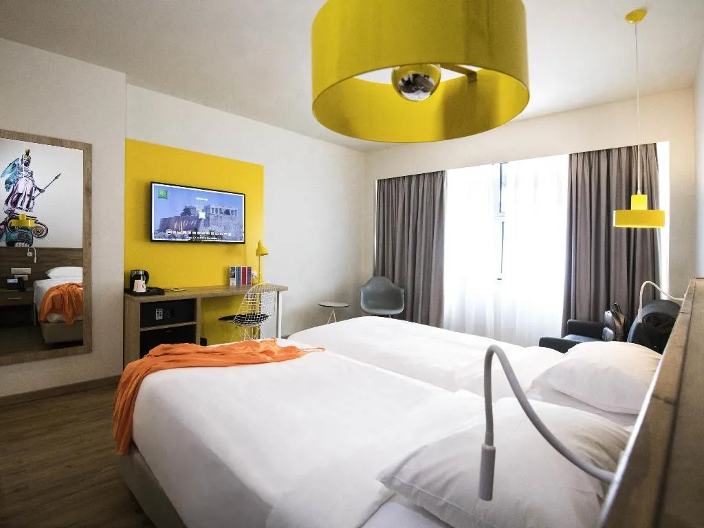 TRIPLE PREMIUM Room, Ibis Styles Athens Routes, Athens