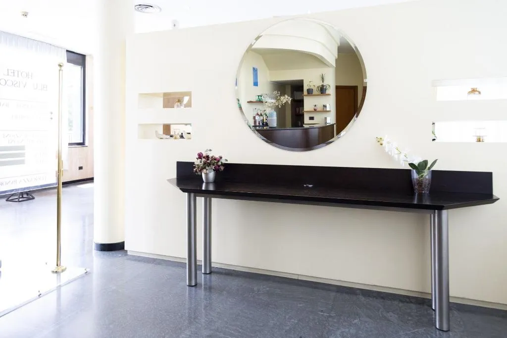 Lobby, iH Hotels Milano Blu Visconti, Milan