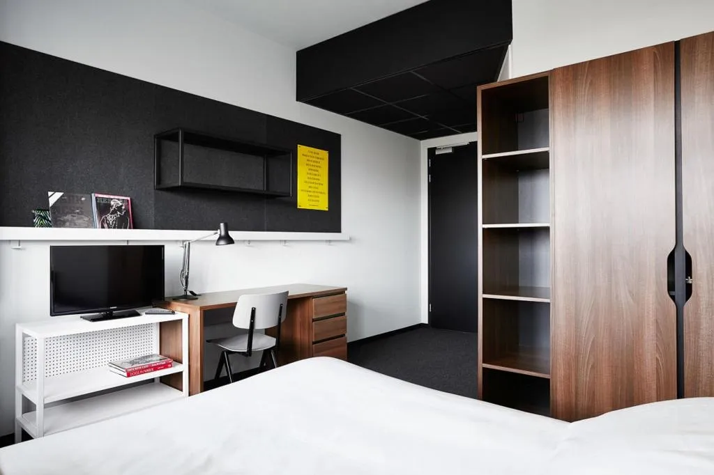 Room, The Social Hub Amsterdam City, Amsterdam