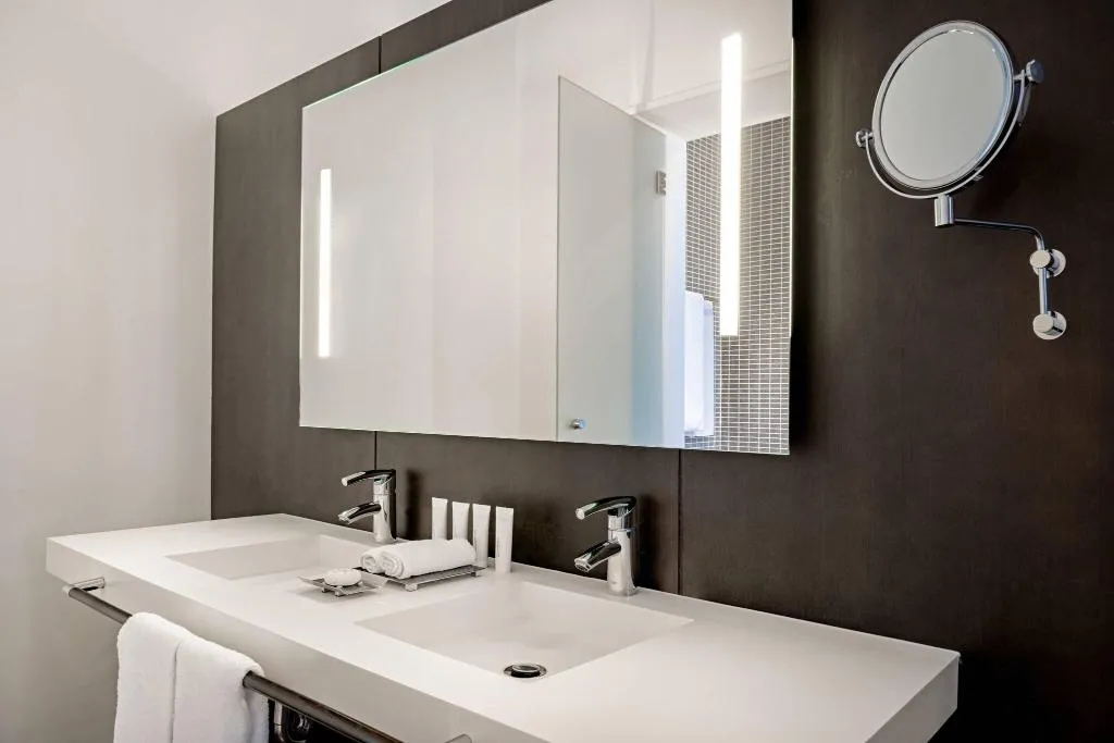 Room, AC Hotel Palacio del Retiro Autograph Collection, Madrid