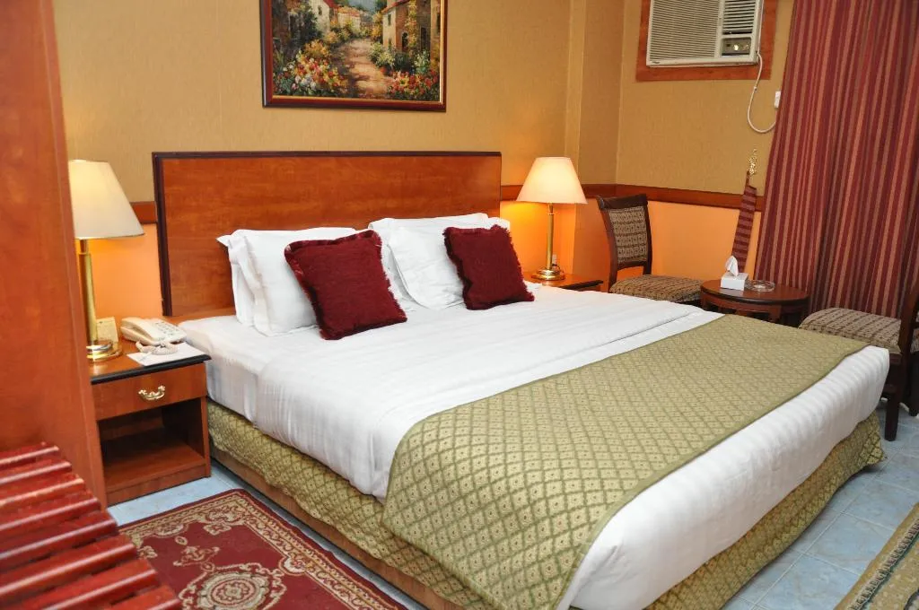 SINGLE STANDARD Room, Middle East Hotel, Dubai