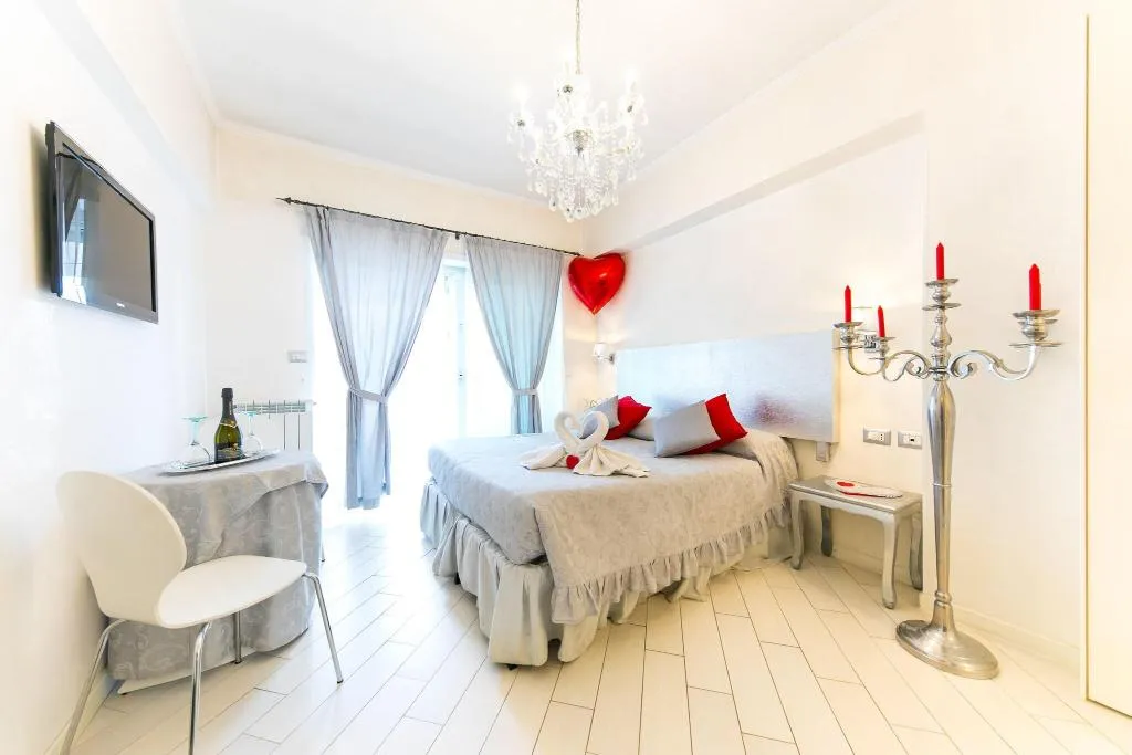 Room, Suites Roma Tiburtina, Rome