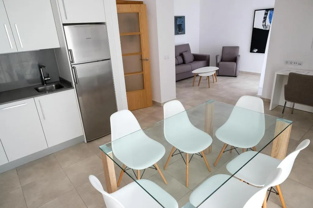 Room, S'Alamera Suites Hotel & Apartments, Ibiza