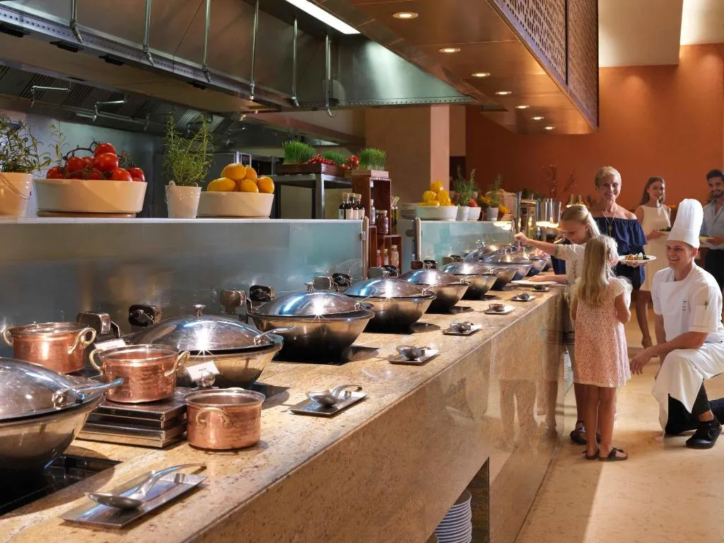 Restaurant, Fairmont The Palm, Dubai