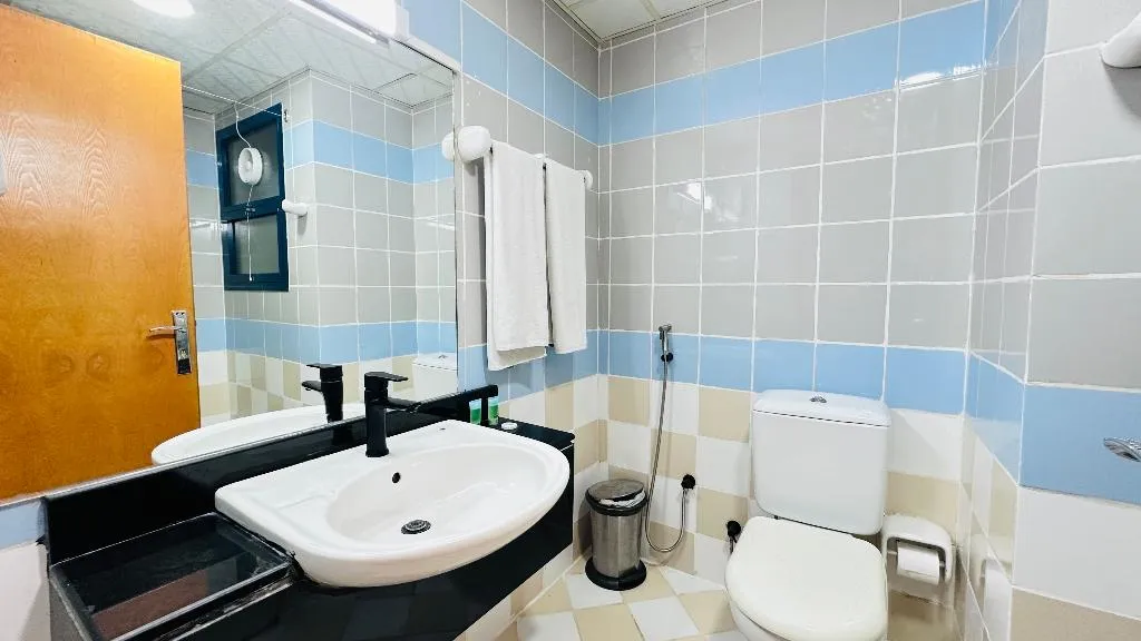 Double or Twin DELUXE Room, Palette San Marino Hotel, Dubai
