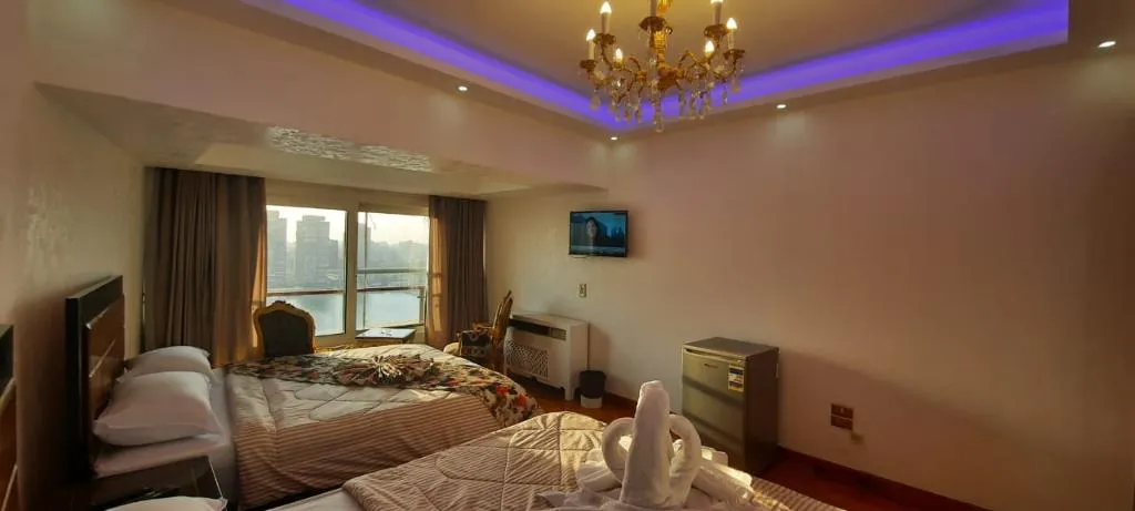 Room, Nile Sky Hotel and Suites, Cairo