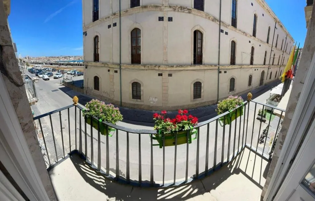 Terrace, Hotel Mastrarua, Catania