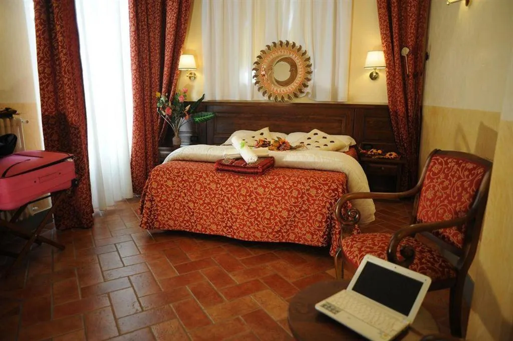 Room, California, Florence