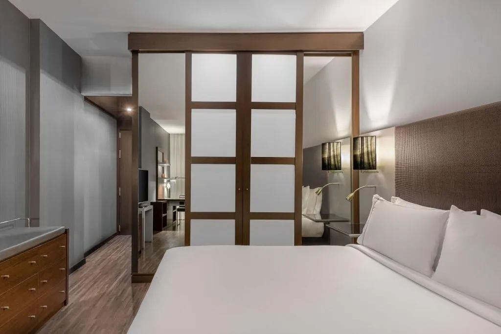 DOUBLE SUPERIOR KING BED Room, AC Madrid Coslada Aeropuerto, Madrid