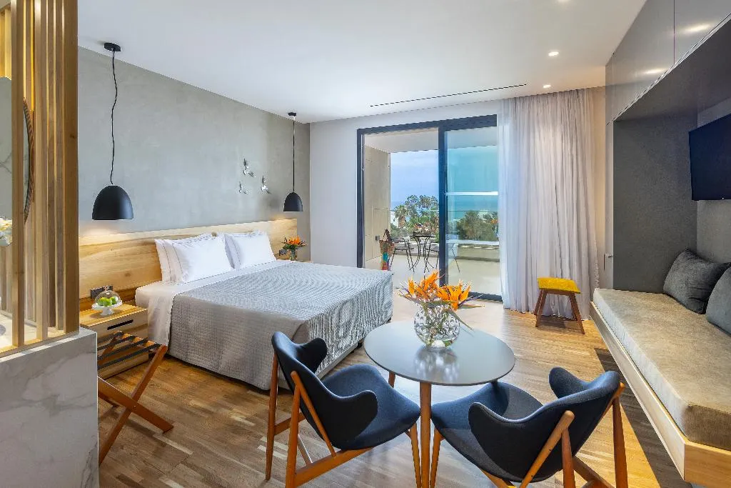 SUITE EXECUTIVE Room, Anemi Hotel & Suites, Cyprus