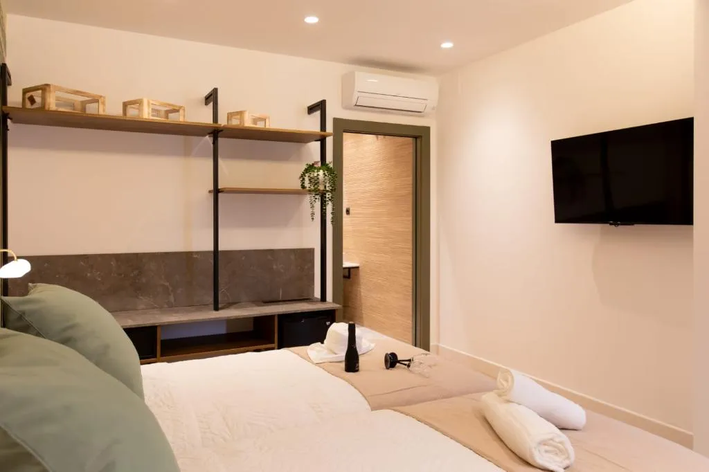 SUITE POOL VIEW Room, Boutique Rooms Playa Burriana, Costa Del Sol