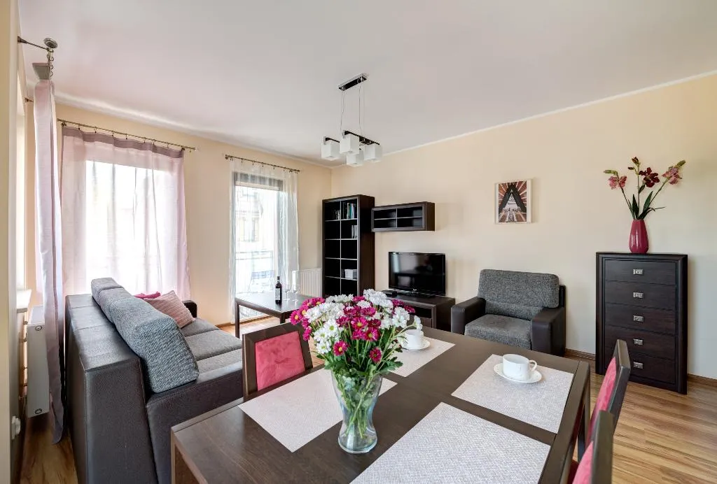 APARTMENT TWO BEDROOMS Room, Dom & House – Apartments Sopocka Rezydencja, Gdansk