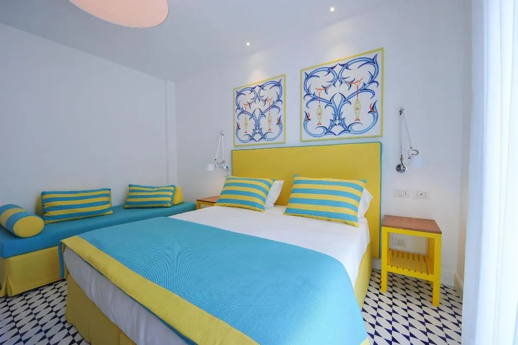 Room, Maison Lauren, Naples
