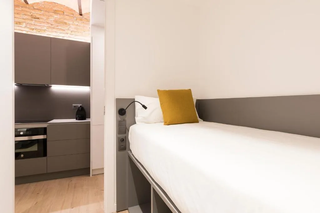 APARTMENT THREE BEDROOMS Room, Aspasios Sagrada Familia Apartments, Barcelona