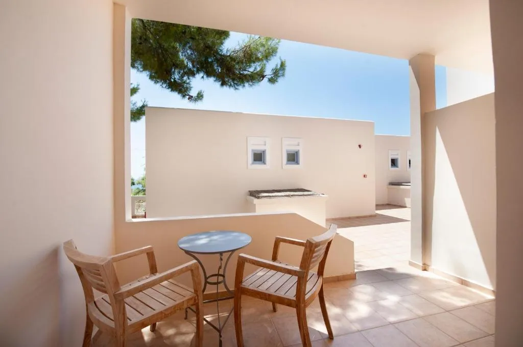 BUNGALOW ONE BED Room, Alonissos Beach Bungalows & Suites Hotel, Skiathos